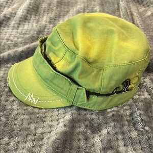NWOT Cremieux Green Cadet Fleur de Leis Hat with Buckle Detail